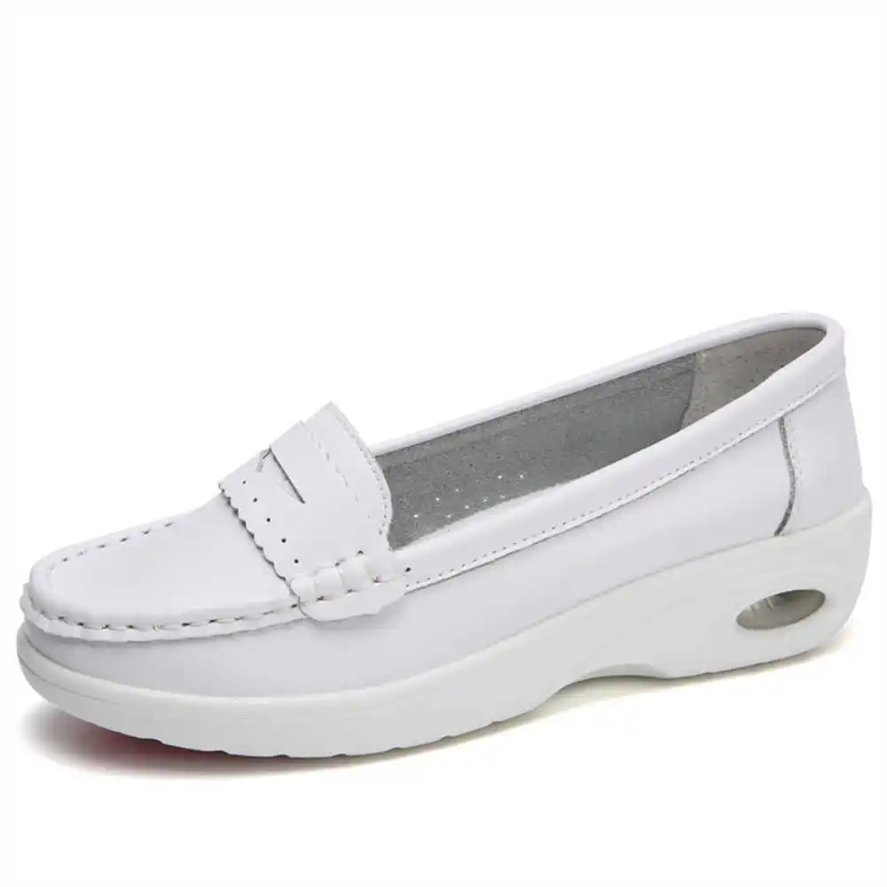 Thick Sole Slipon White Traine - Best Tech Office Accessories recension och pris